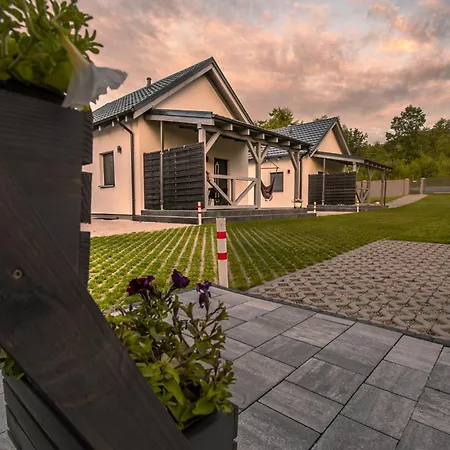 Pod Debem Holiday home *